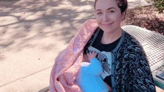Breast Feeding Green Girl Kaitlyn